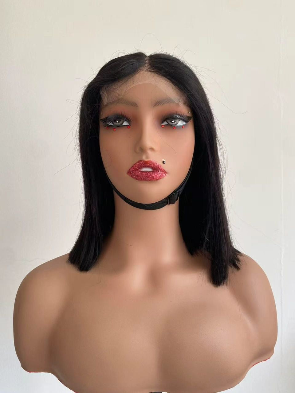 4X4 Glueless closure bob